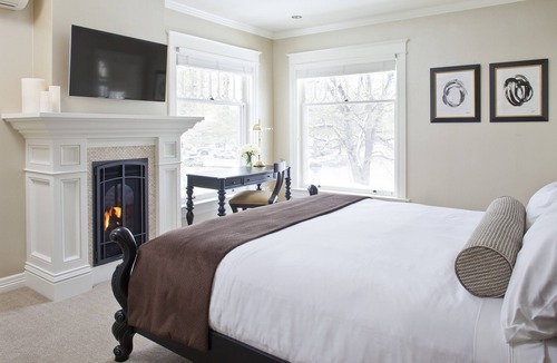 Old Town West Hotel | Edwards House