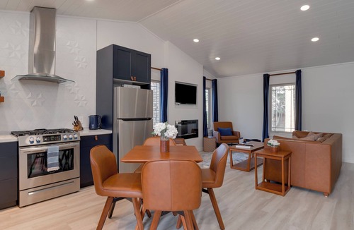 Angel Fire Cabin | Eight cabins- King Beds, Fire Pit, A/C, Free Sledding and Smores