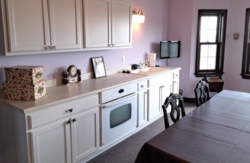 Martell House | Elegant Country Retreat, 20 min to Lincoln