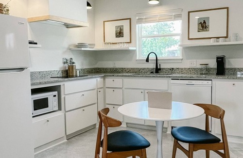 Abilene Condo | Elegant studio near downtown