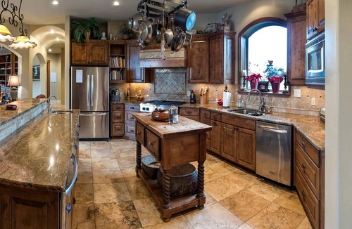 Pipe Creek House | Elegant Texas Hill Country Cottage in Pipe Creek for Family Vacations in Texas
