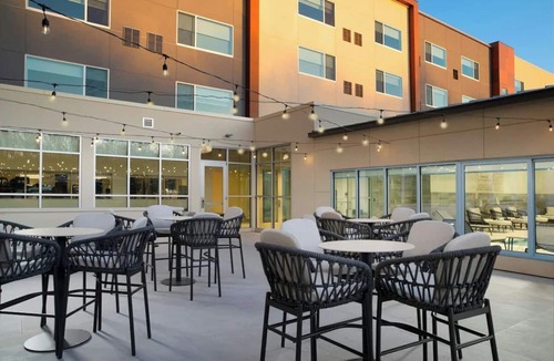 Fort Smith Hotel | Element Fort Smith 1BR Suite Breakfast, Gym&Pool