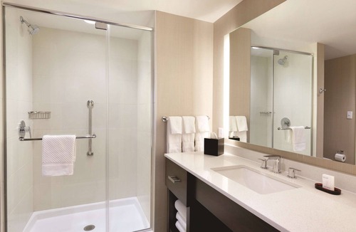 Central Oklahoma City Hotel | Embassy Suites Oklahoma City Downtown/Medical Center