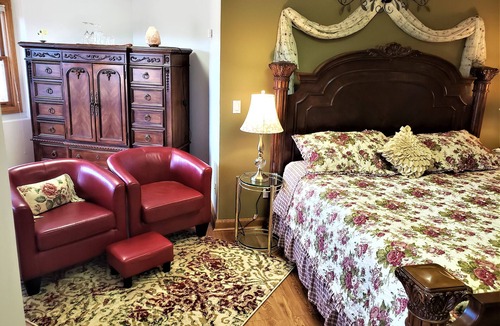 Rapid City Bed & Breakfast | Emerald Hills B&B