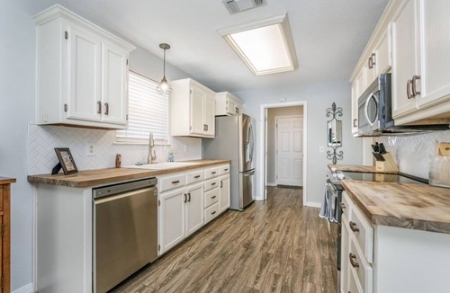 Canyon House | Emery’s Place GAME ROOM, 4BD 2BR near Palo Duro Canyon