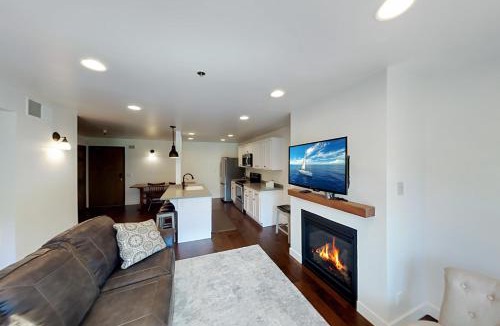 North Park City Apartment | Empire Coalition 207