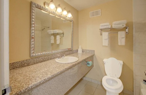 Duncanville Hotel | Enjoy a Peaceful Stay in Budget-Friendly Duncanville 2 Queen Beds Room - 2 Rooms