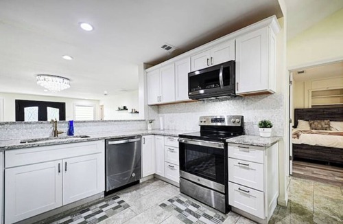Allen House | enjoy ranch life.