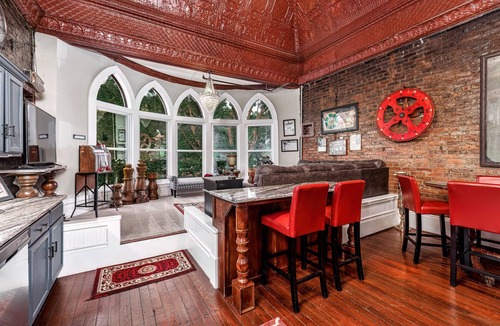 Hot Springs Resort | Enjoy the rich history. Best location in downtown! Large 2 bedroom apartment.