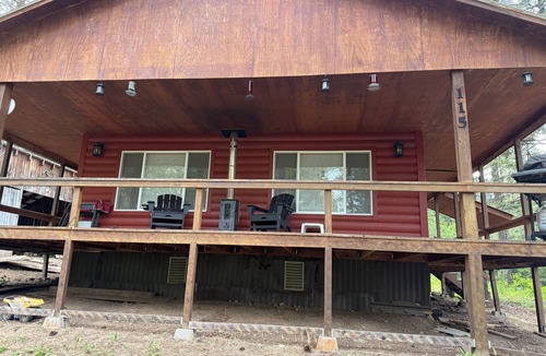 Garden Valley Cabin | Enjoyable 2-bedroom cabin in castle mountain community.