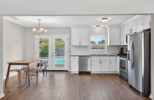 Flower Mound House | Enjoyable 3-bedroom house with pool in charming Flower Mound