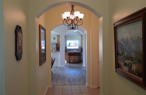 El Lago House | Entire 3 bedroom/2 bathroom cottage; near NASA, Kemah and your PRIVATE BEACH!
