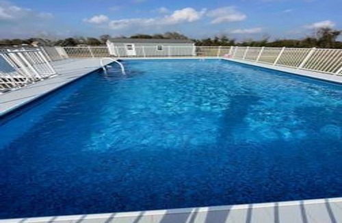 Prairie Lea House | Entire home with pool/hot tub close to river
