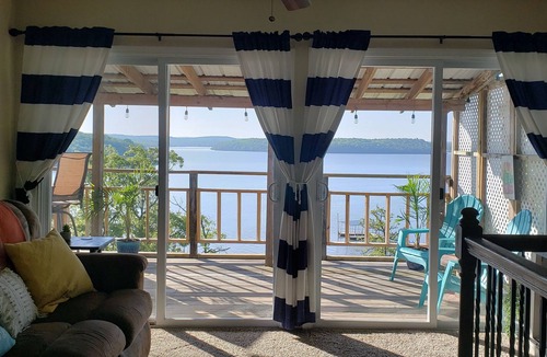 Canadian House | Eufaula Lakefront House In Quiet Neighborhood w/Private Dock & Game room