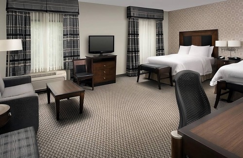 Athens Hotel | Everything You Need For The Perfect Vacation! 3 Units, Indoor Pool, Breakfast!