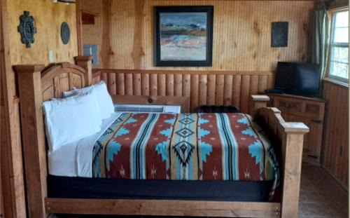 Paluxy House | Exceptional Cabin near Lake Granbury Perfect for Discovering Texas Wildlife