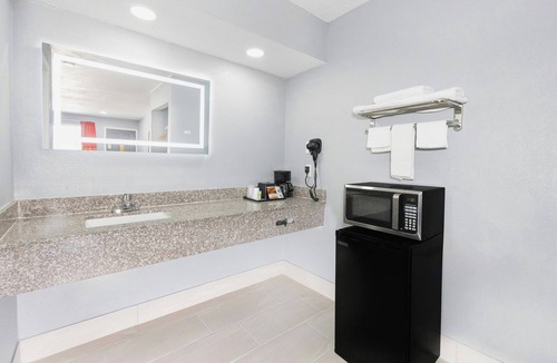 Hondo Hotel | Executive Inn of Hondo