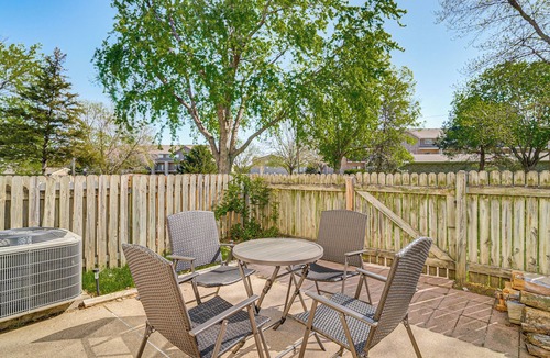 Lincoln Condo | Explore Lincoln! Pet-Friendly Retreat w/Patio