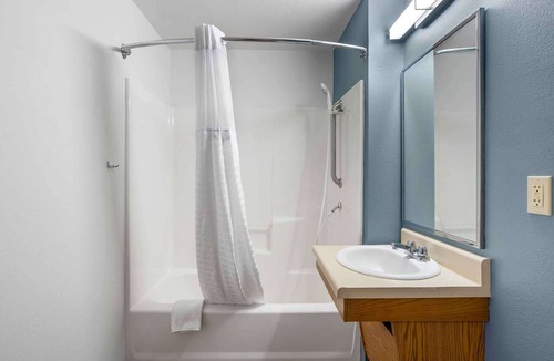 Central Oklahoma City Hotel | Extended Stay America Select Suites - Oklahoma City - Bethany