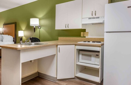 Dallas Hotel | Extended Stay America Select Suites Dallas Farmers Branch