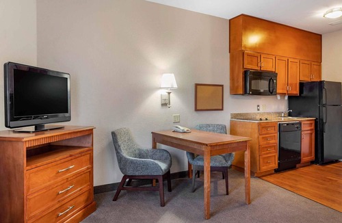 Aldine Hotel | Extended Stay America Suites Houston IAH Airport