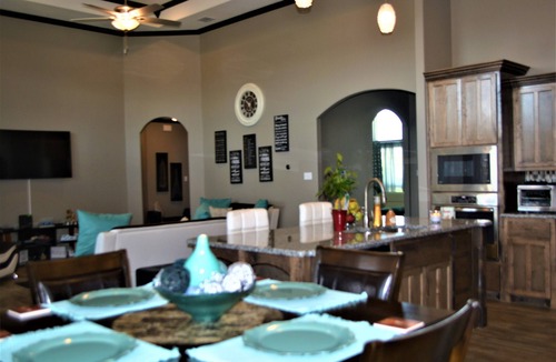 South Side House | Extraordinary Luxury Gorgeous Brand New Home