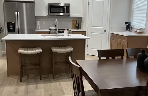 Hermiston House | Fabulous 3-bedroom townhome with AC in charming Hermiston