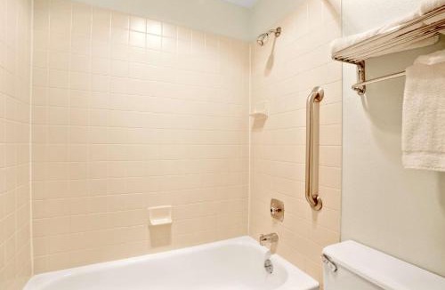 Tukwila Hotel | FairBridge Inn Express Tukwila