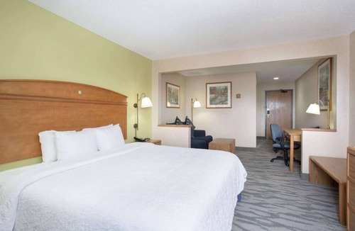 Thornton Hotel | FairBridge Inn & Suites Thornton