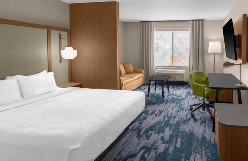 Norwalk Hotel | Fairfield by Marriott Inn & Suites Norwalk Des Moines
