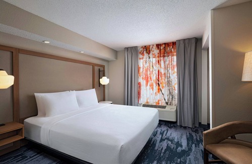 Waldron Hotel | Fairfield Inn By Marriott Kansas City Airport
