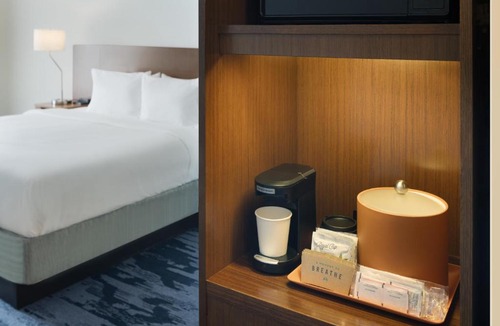 Lincoln Hotel | Fairfield Inn & Suites by Marriott Lincoln Southeast