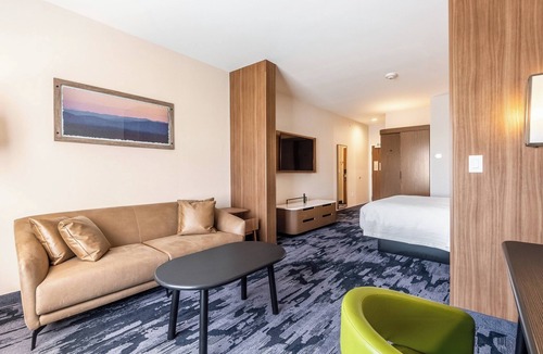Southeast Arlington Hotel | Fairfield Inn & Suites by Marriott Dallas Arlington South