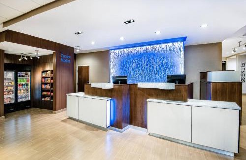 Van Hotel | Fairfield Inn & Suites Van Canton Area