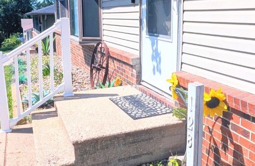Des Moines House | FairWestern