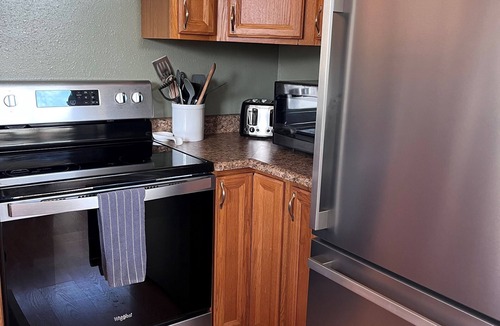 Teller County Cabin | Falcon Ridge Chalet-Woodland Park: WiFi & Views, Deck and Views of Pikes Peak