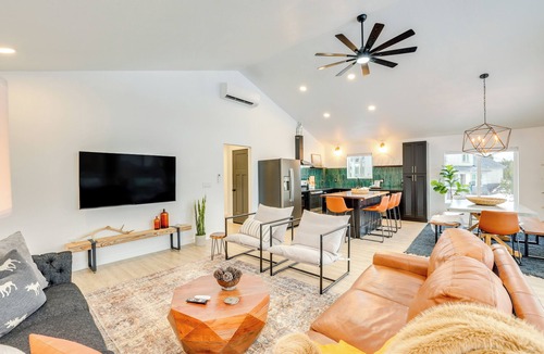 Fir Grove Estates Cottage | Family-friendly Donnelly Home w/Private Hot Tub!