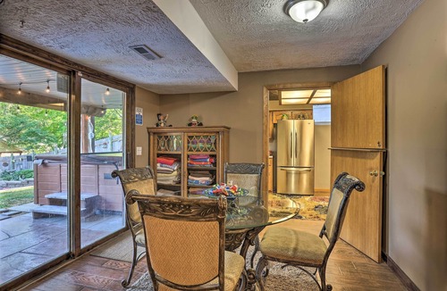 South Central Omaha House | Family-Friendly Omaha Oasis ~ 10 Mi to Dtwn!