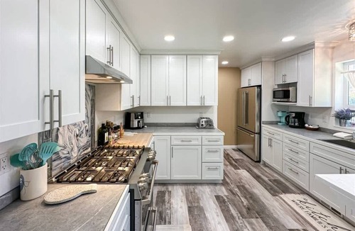 Sequim House | Family Friendly Ranch Home, Fireplace, Level Yard