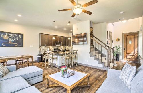 Spring House | Family-Friendly Spring Townhouse w/Backyard!