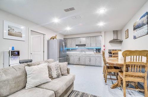 Seminole House | Family Fun! Quaint Seminole Home w/Grill & Patio