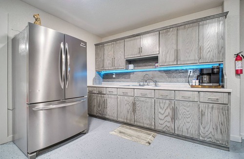 Seminole House | Family Fun! Quaint Seminole Home w/Grill & Patio