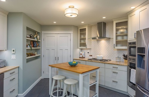Eastsound House | Family Home w/Kayaks, Hot Tub, Beach Access & Pickleball