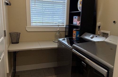 Moses Lake House | Family Oasis/Cul-de-Sac Comfort & Boat Parking. 5 minutes from boat launch