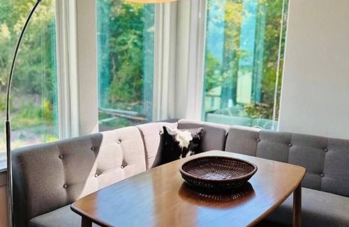 Onalaska Cabin | Family Pet Friendly Cabin Retreat Lake Livingston