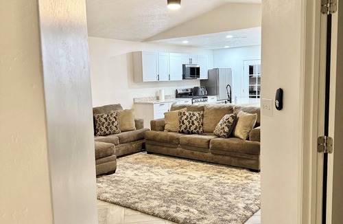 Westgate Heights House | Fantastic 3-bedroom house with in Gated Albuquerque neighborhood