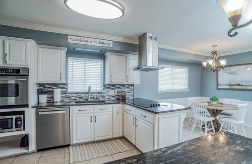 Bay Area House | Fantastic 4-bedroom house in Central Corpus Christi
