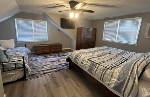 West Des Moines House | Feel at home in these completely remodeled 4 BR, 3 BA homes.