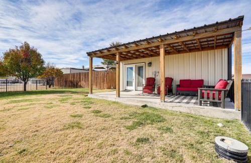 Amarillo House | Fenced Yard: Modern Barndominium in Amarillo!