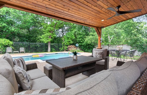 West Arlington House | FIFA Lovely 4-bedroom house w/POOL in Arlington perfect for families.